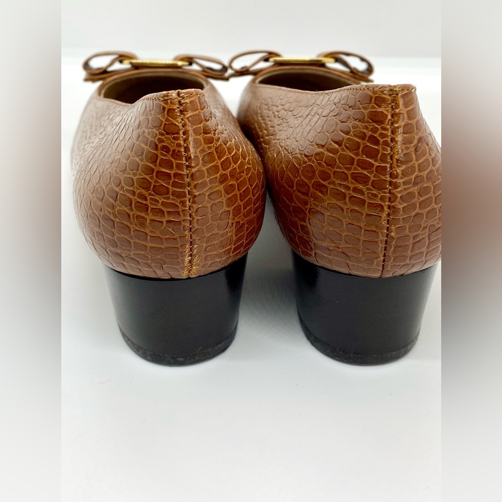 Salvatore Ferragamo Vara bow brown pump shoes - Picture 5 of 11
